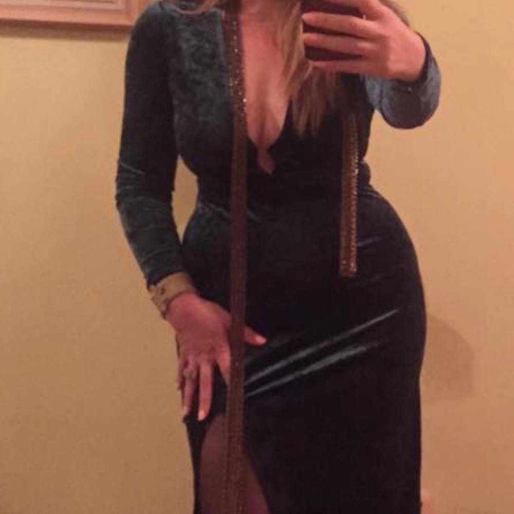 Green velvet dress with front slip . great for any occasion . wear only ones.